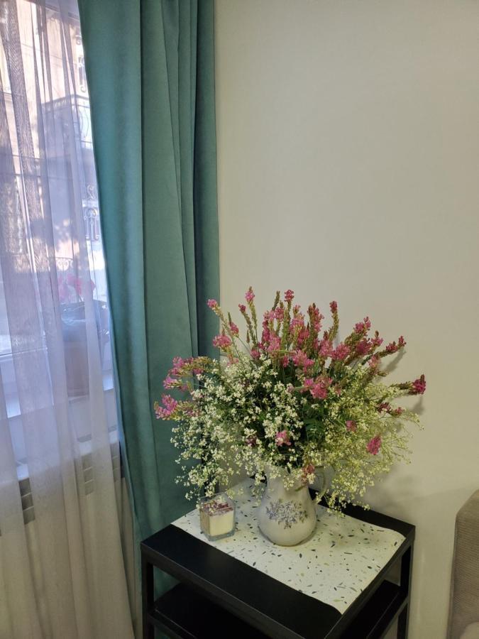 Central Guesthouse Gyumri Ngoại thất bức ảnh